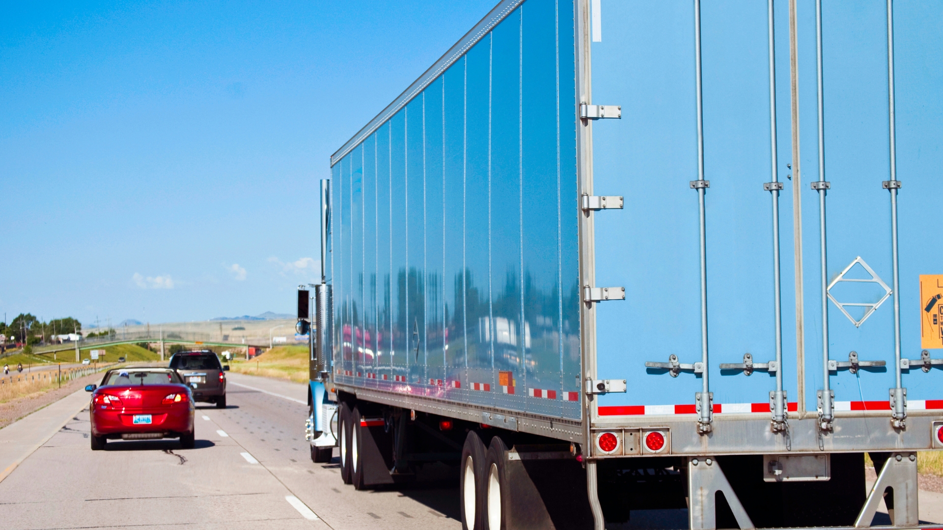Get a Free Consultation From a Big Rig Accident Lawyer in Phoenix