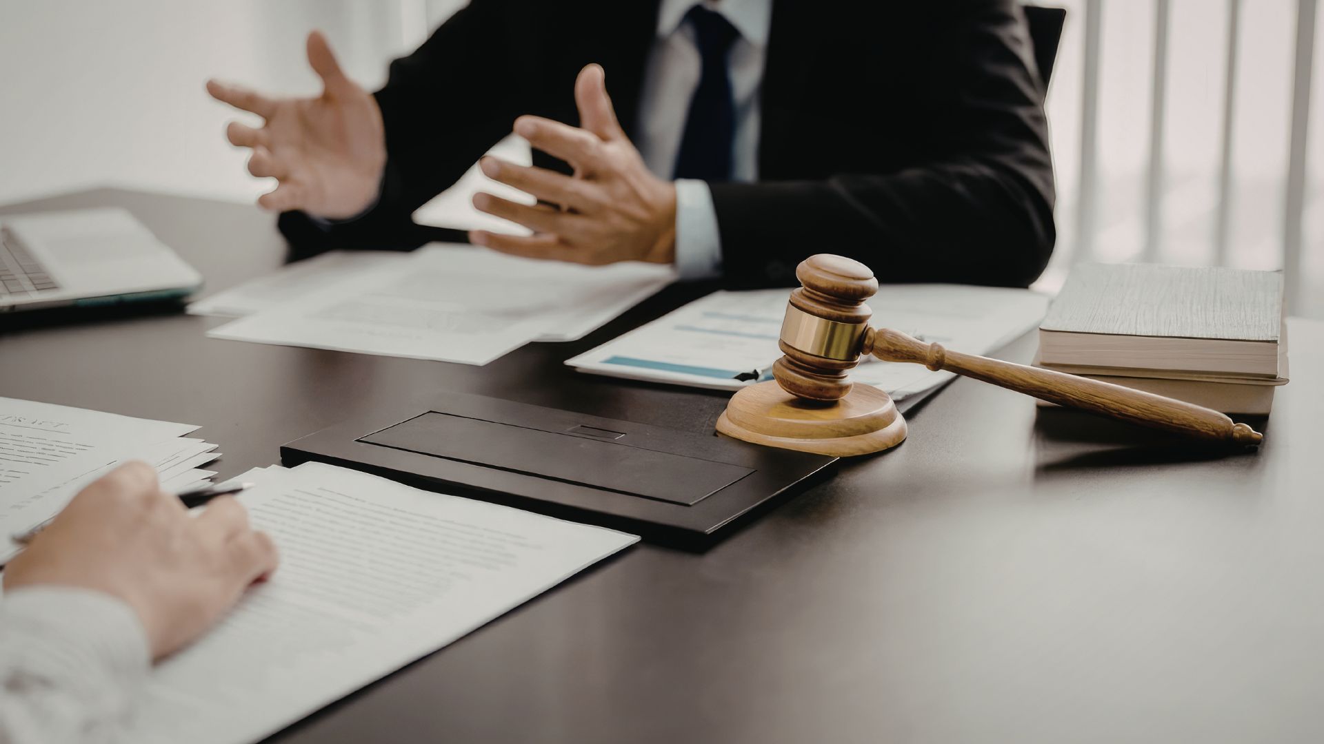 How Justice On Demand Handles East Valley Car Accident Claims From Start to Finish in Arizona