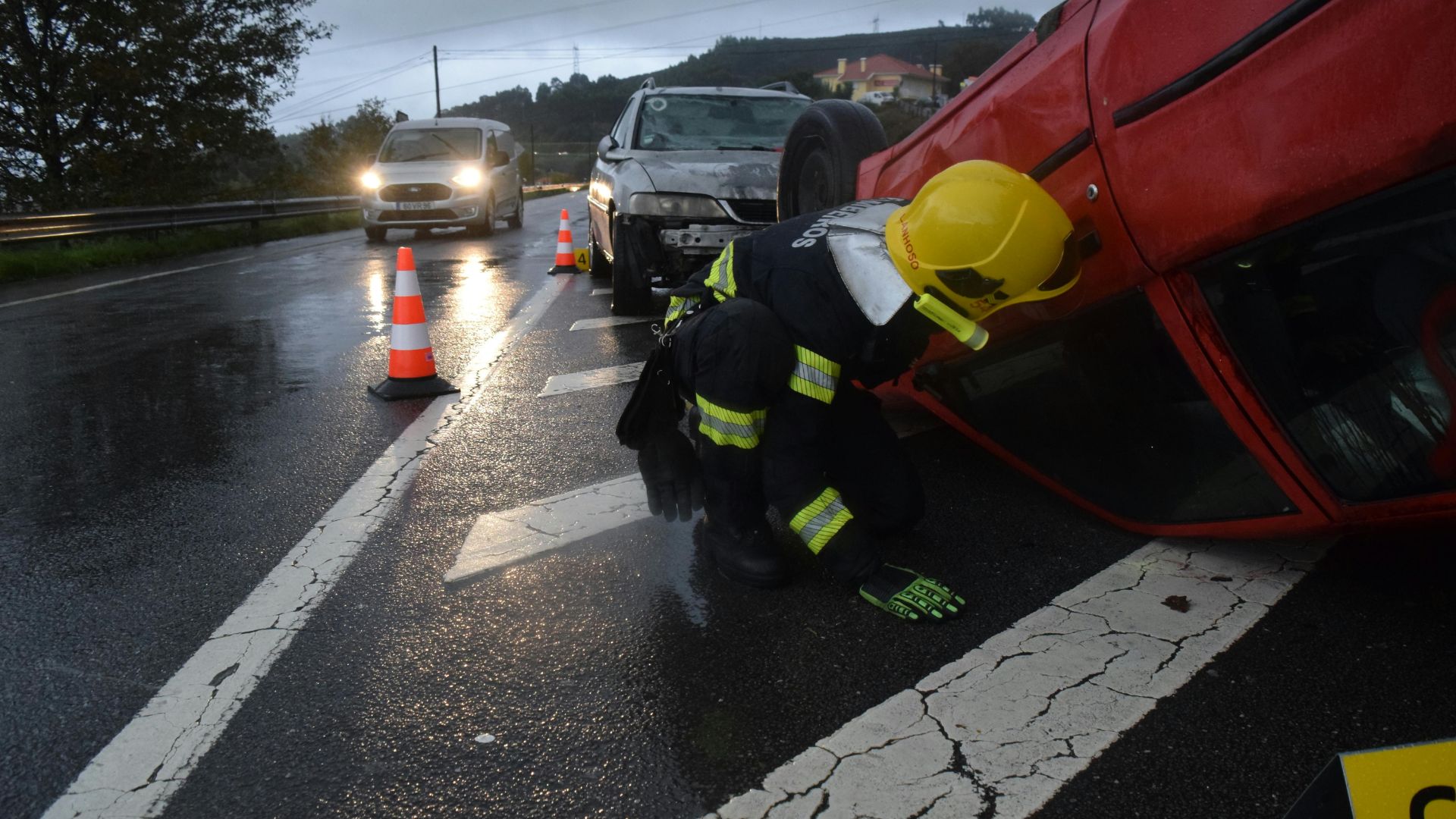 What a Car Accident Lawyer in Mesa Looks for Before Negotiations Begin image