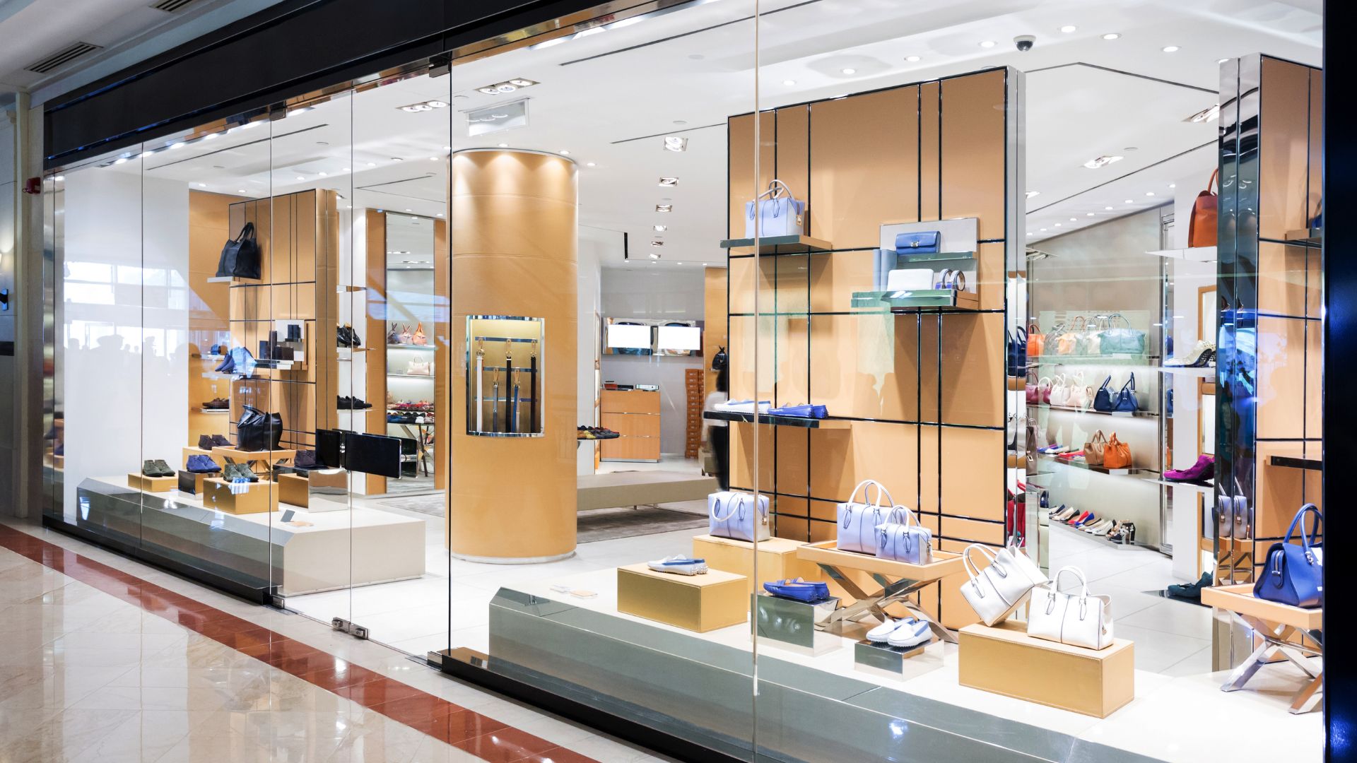 What a Retail Store Slip and Fall Lawyer in Phoenix Looks for During an Investigation image